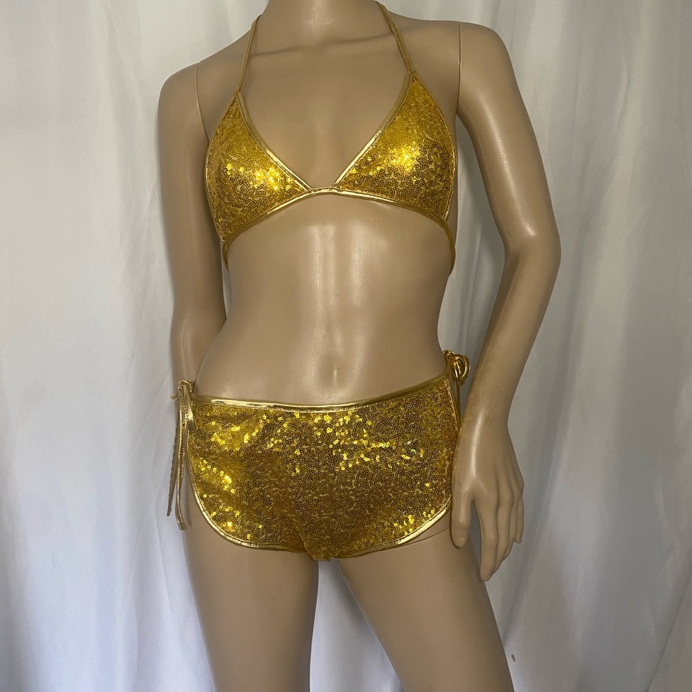Two piece sequins set